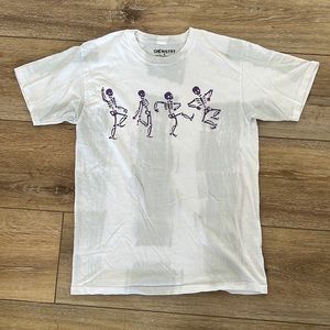 Skeleton tee shirt - mens medium